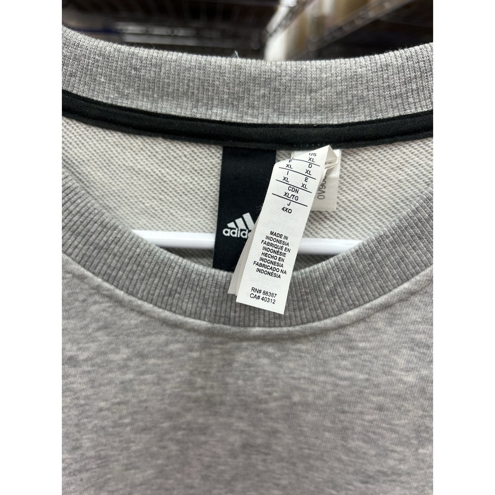 ADIDAS POSTGAME CREW SWEATSHIRT MEN'S XL Gray With Zipper Pouch‎ - Picture 2 of 4